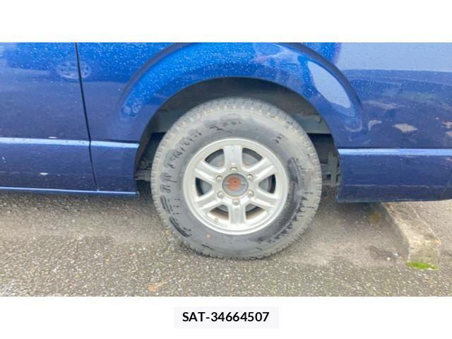 Toyota HIACE VAN 2019-02 8662057-7
