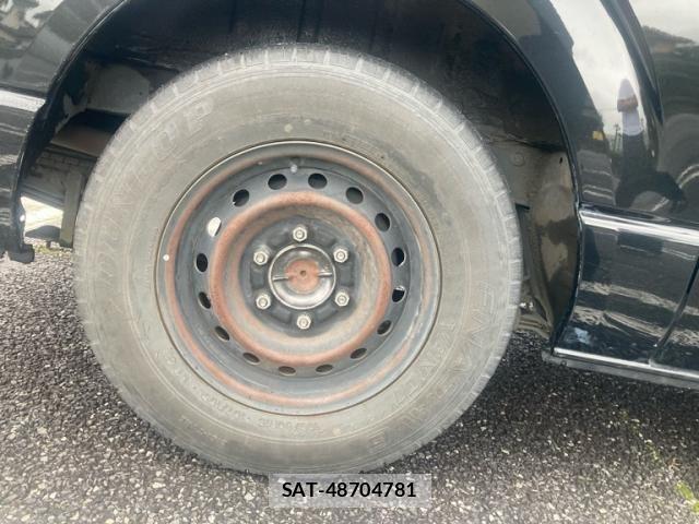 Toyota HIACE VAN 2014-08 8662055-12