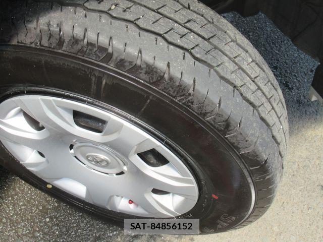 Toyota HIACE VAN 2026-06 8667046-14