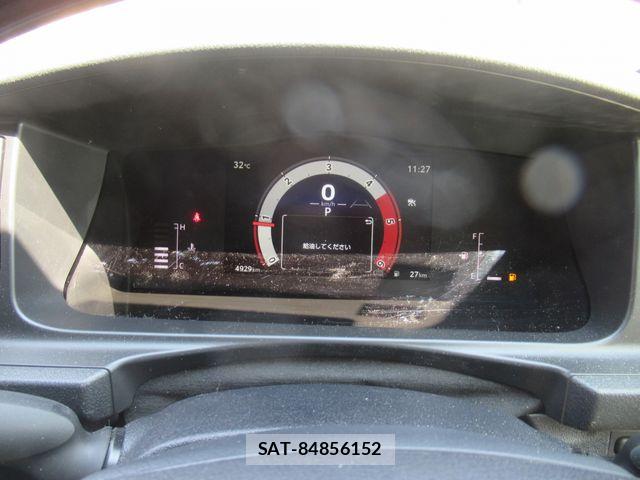 Toyota HIACE VAN 2026-06 8667046-18