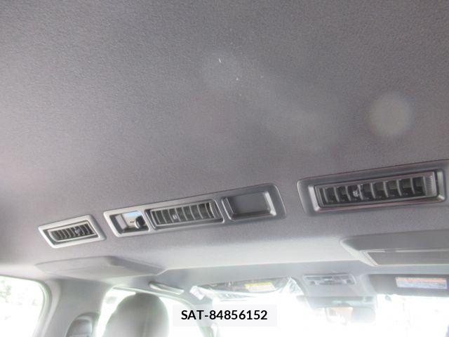Toyota HIACE VAN 2026-06 8667046-24