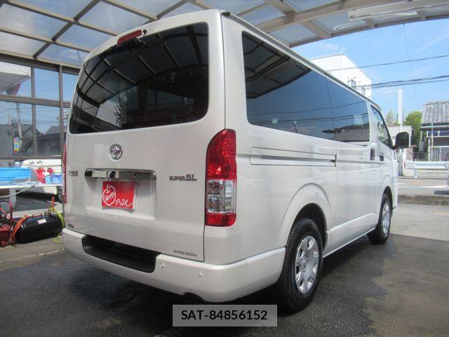 Toyota HIACE VAN 2026-06 8667046-2
