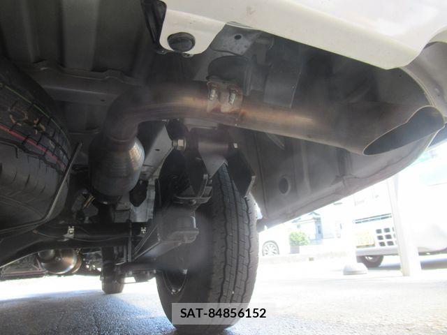 Toyota HIACE VAN 2026-06 8667046-29