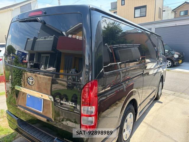 Toyota HIACE VAN 2009-10 8662060-3