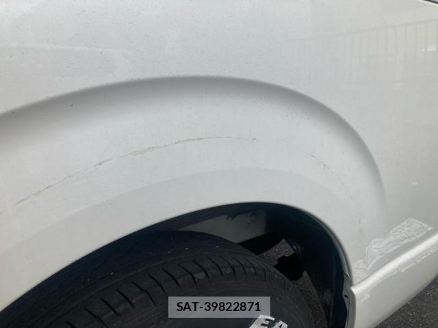 Toyota HIACE VAN 2023-03 8662037-20