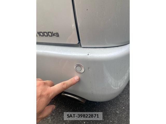Toyota HIACE VAN 2023-03 8662037-4