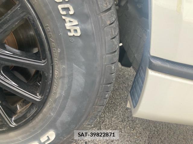Toyota HIACE VAN 2023-03 8662037-6