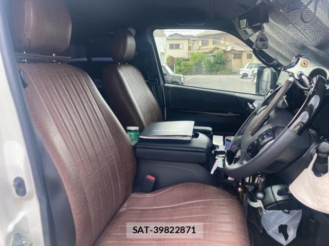 Toyota HIACE VAN 2023-03 8662037-8