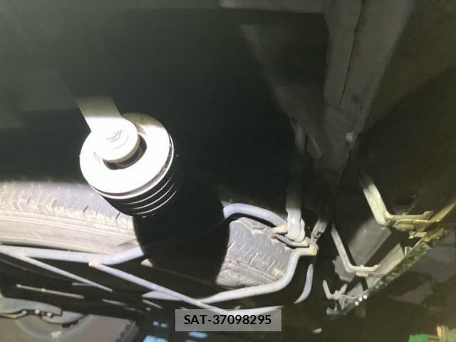 Toyota HIACE VAN 2013-09 8662059-13