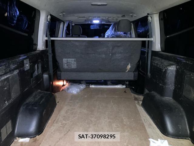 Toyota HIACE VAN 2013-09 8662059-14