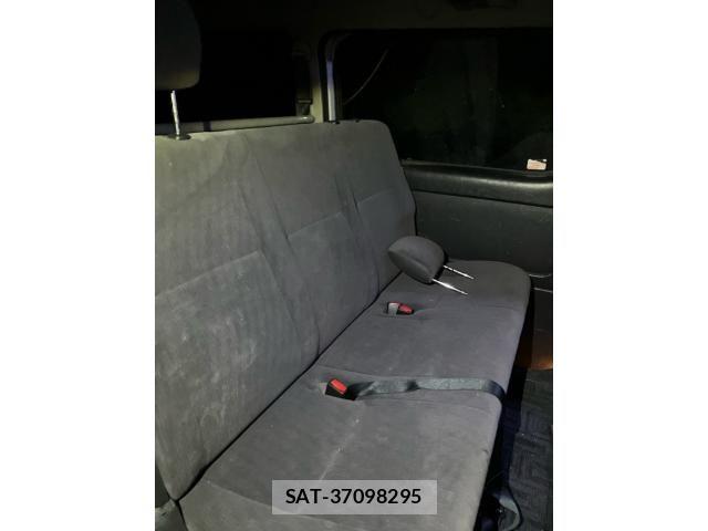 Toyota HIACE VAN 2013-09 8662059-16