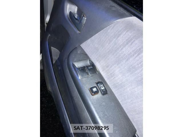 Toyota HIACE VAN 2013-09 8662059-18