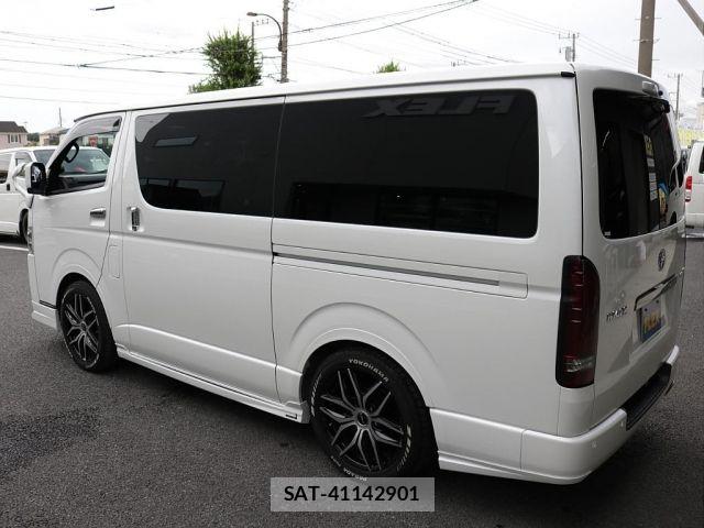 Toyota HIACE VAN 2024-01 8662026-7