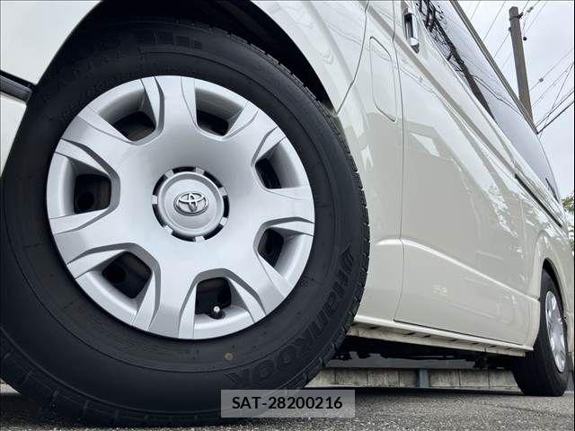 Toyota HIACE VAN 2014-09 8662054-9