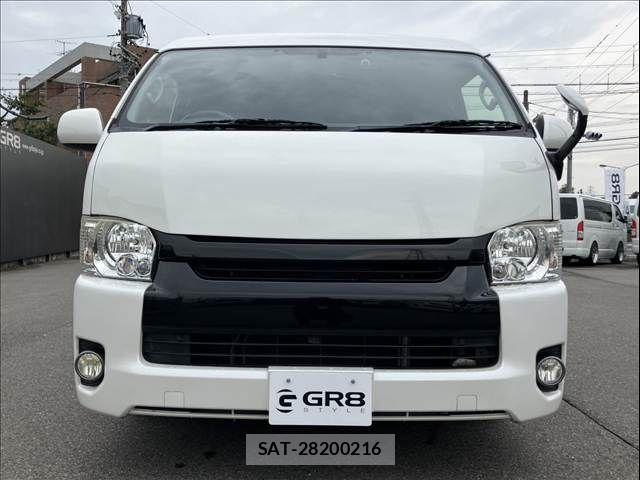 Toyota HIACE VAN 2014-09 8662054-16