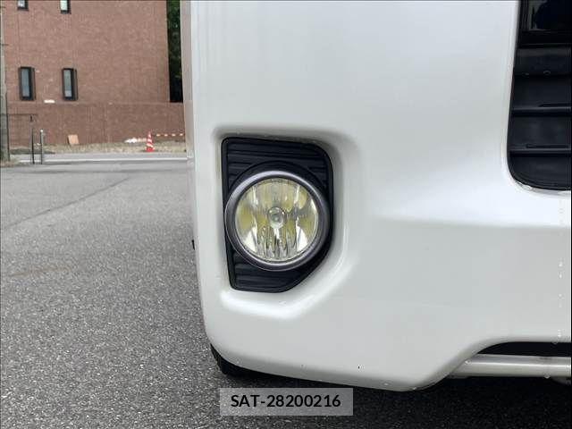 Toyota HIACE VAN 2014-09 8662054-23