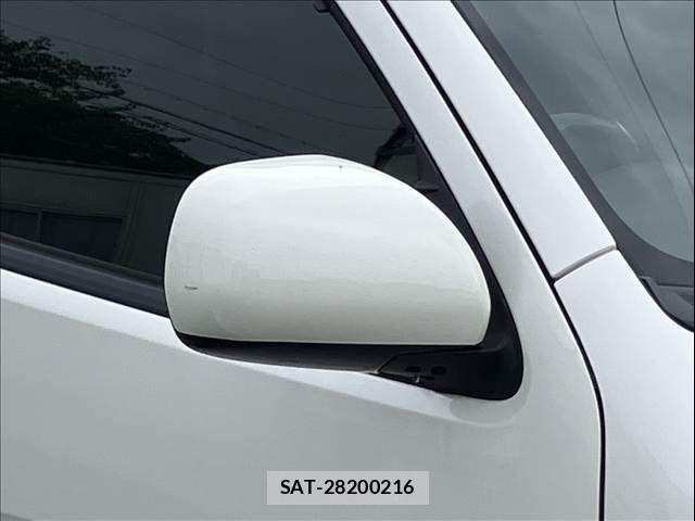 Toyota HIACE VAN 2014-09 8662054-28