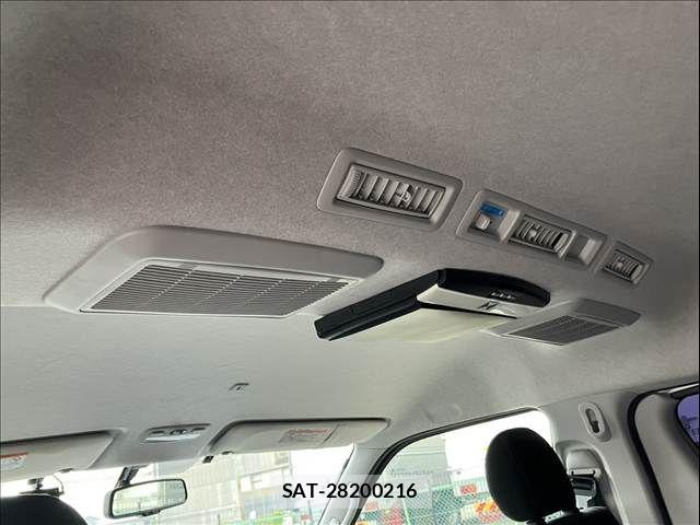 Toyota HIACE VAN 2014-09 8662054-2
