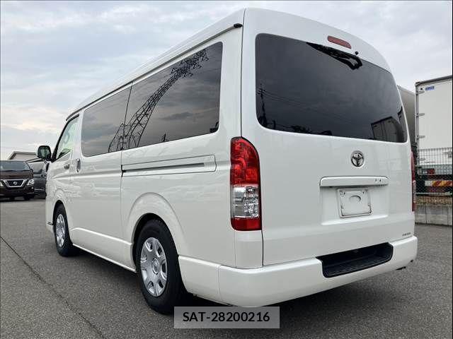 Toyota HIACE VAN 2014-09 8662054-7