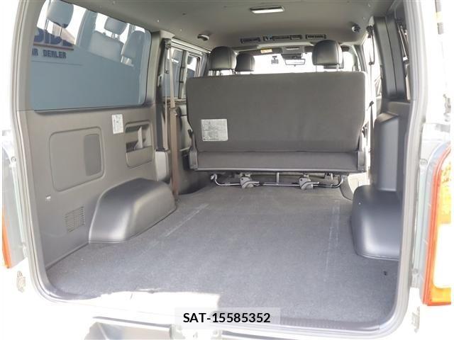 Toyota HIACE VAN 2020-11 8662031-13