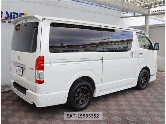 Toyota HIACE VAN 2020-11 8662031-21