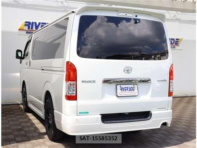 Toyota HIACE VAN 2020-11 8662031-22