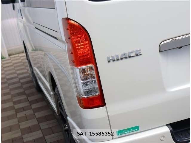 Toyota HIACE VAN 2020-11 8662031-26