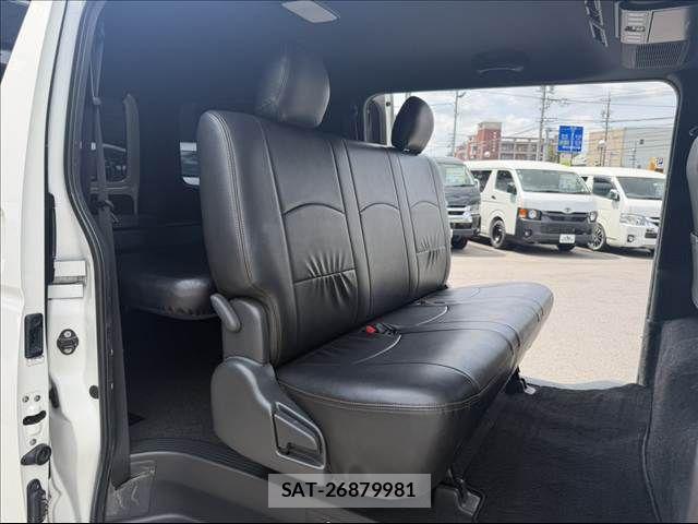 Toyota HIACE VAN 2018-12 8662038-9