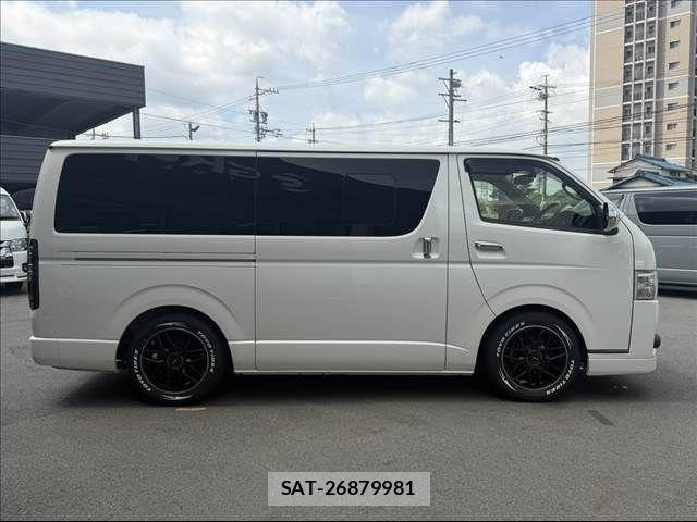 Toyota HIACE VAN 2018-12 8662038-12