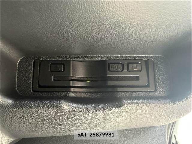 Toyota HIACE VAN 2018-12 8662038-18