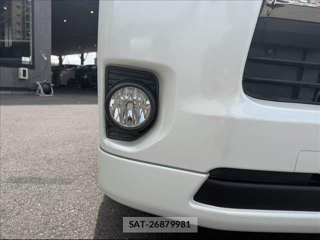 Toyota HIACE VAN 2018-12 8662038-25