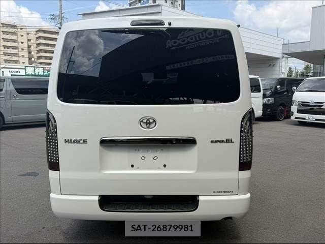 Toyota HIACE VAN 2018-12 8662038-2