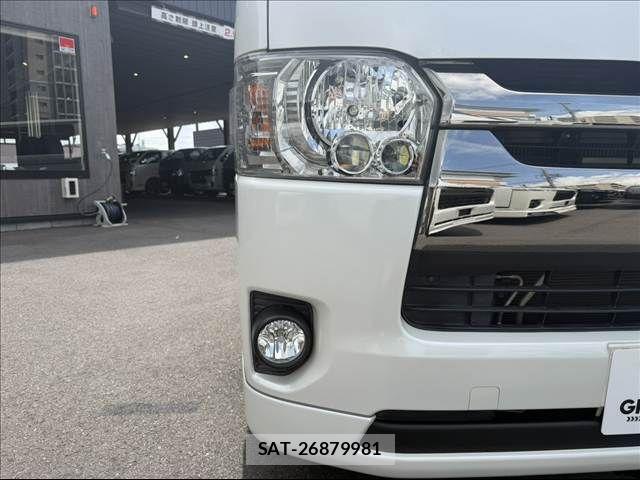 Toyota HIACE VAN 2018-12 8662038-4