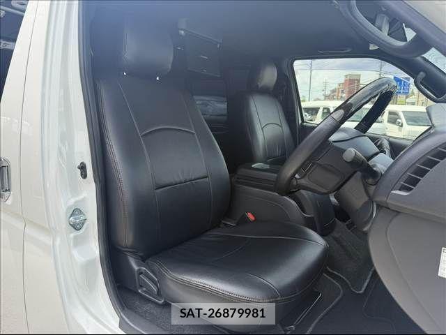 Toyota HIACE VAN 2018-12 8662038-8
