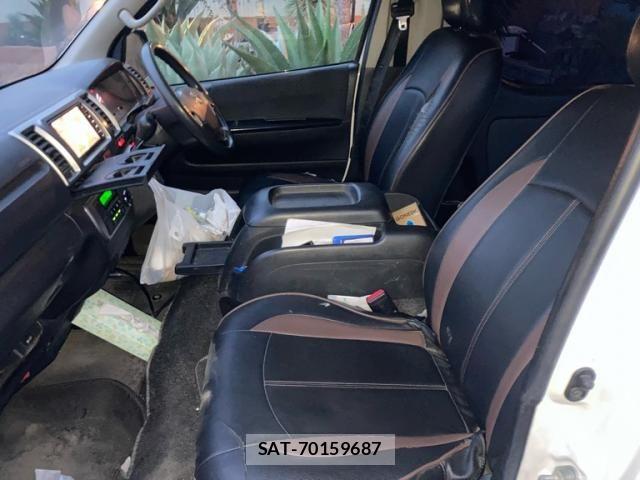 Toyota HIACE VAN 2015-04 8662056-11