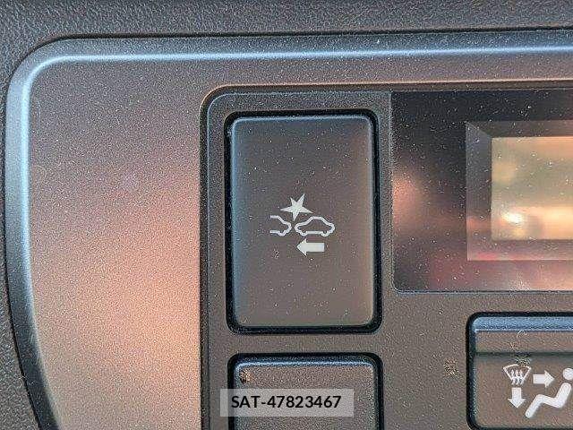 Toyota HIACE VAN 2019-08 8667051-10