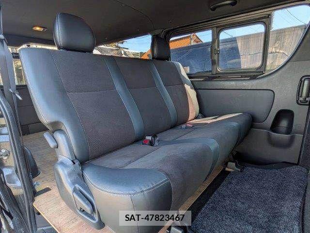 Toyota HIACE VAN 2019-08 8667051-13