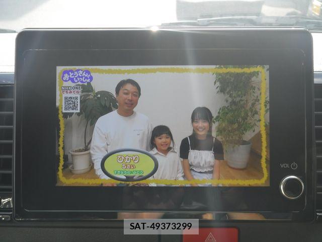 Toyota HIACE VAN 2026-08 8662030-11