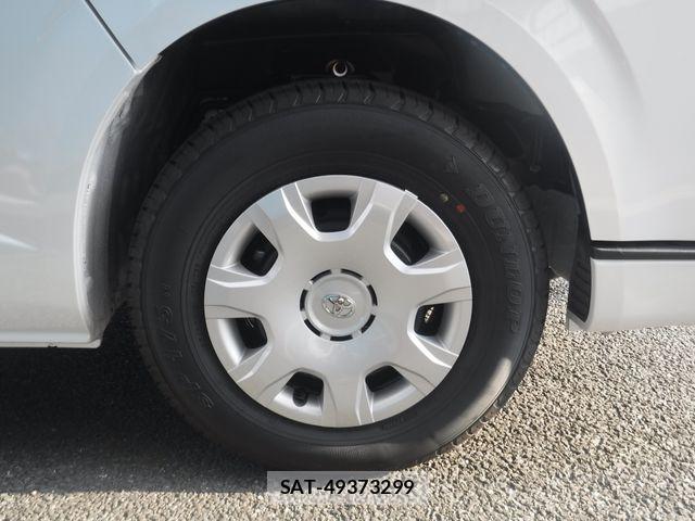 Toyota HIACE VAN 2026-08 8662030-25