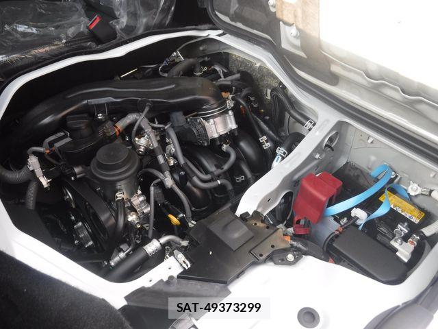 Toyota HIACE VAN 2026-08 8662030-26