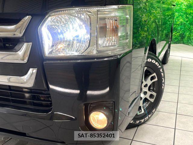 Toyota HIACE VAN 2014-09 8667053-11