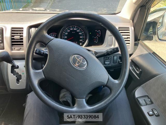 Toyota HIACE VAN 2011-11 8667055-10