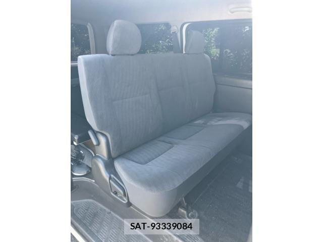 Toyota HIACE VAN 2011-11 8667055-18