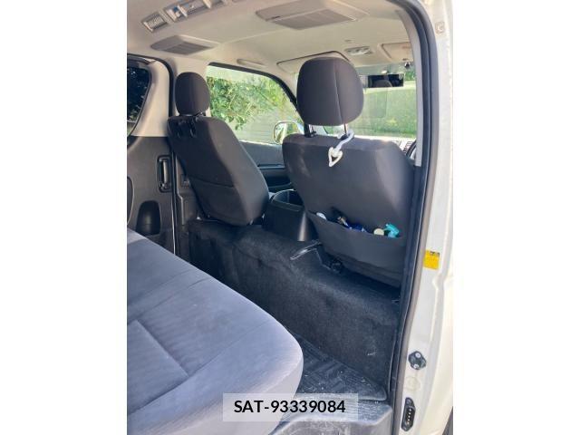 Toyota HIACE VAN 2011-11 8667055-19