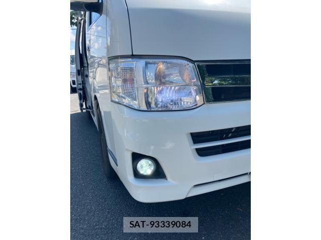 Toyota HIACE VAN 2011-11 8667055-20