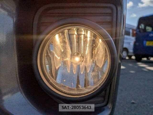 Toyota HIACE VAN 2019-12 8667052-14