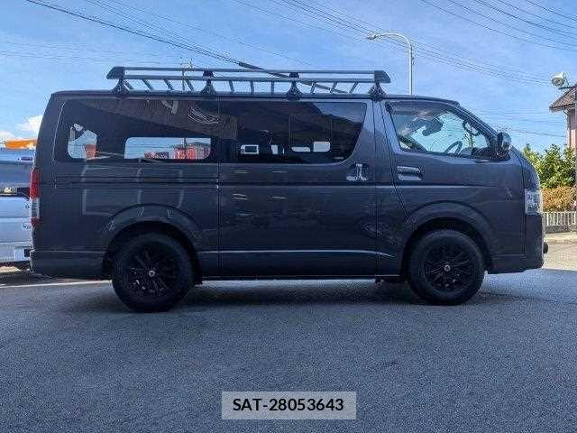 Toyota HIACE VAN 2019-12 8667052-18