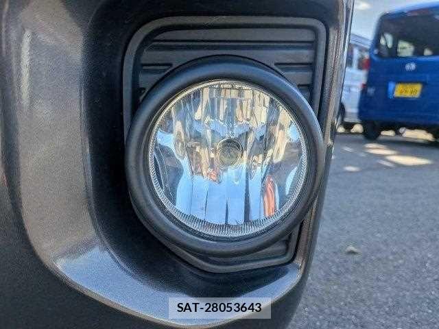 Toyota HIACE VAN 2019-12 8667052-25