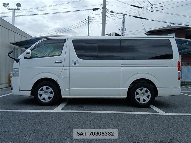 Toyota HIACE VAN 2014-03 8662050-10