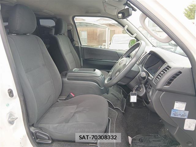 Toyota HIACE VAN 2014-03 8662050-14